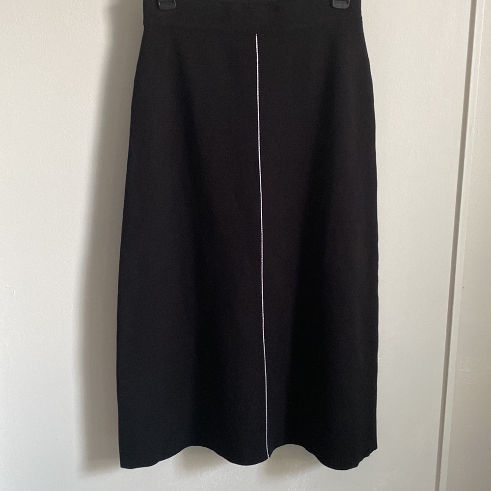 Zara NWT Lady’s A-Line Black Knit Sweater Maxi Skirt with Contrast White Piping